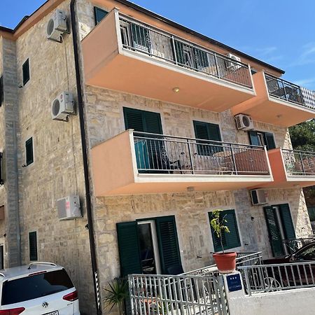 Villa Borzic Omiš Eksteriør bilde